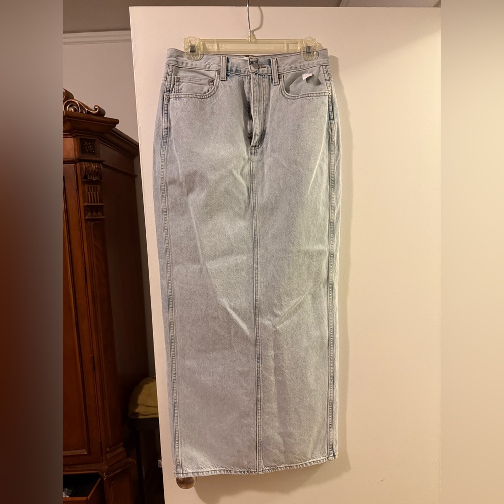 Aritzia Jean skirt